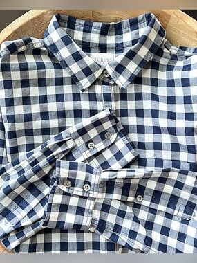 J. Crew Gingham Navy/White Button Down Shirt Women’s Boy Fit Long Sleeve SZ M